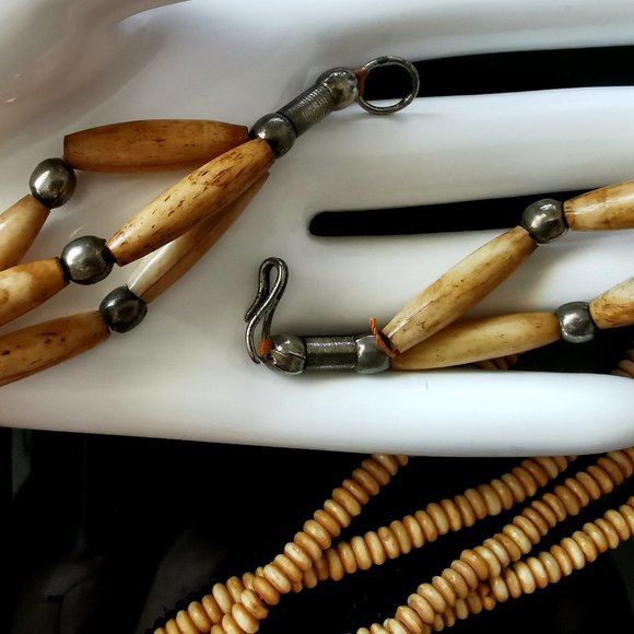 Vintage Huge Carved Cow Chunky Bone Bead Necklace Multi Strand - Picture 5 of 5